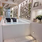 Apartment Le Bonbon - Avec Jacuzzi Prive Au Coeur De *